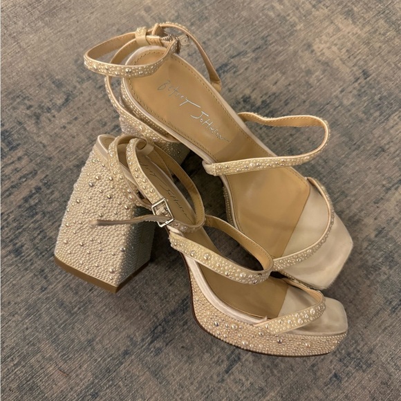 Betsey Johnson Ivory Strappy Heels - Picture 1 of 8